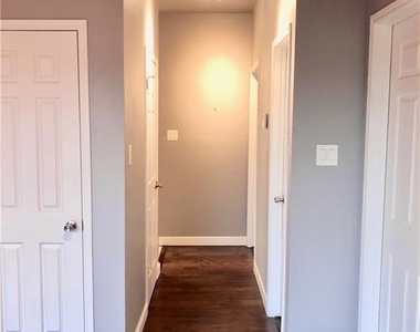 2414 Longview St - Photo Thumbnail 14