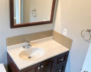 2414 Longview St - Photo Thumbnail 20