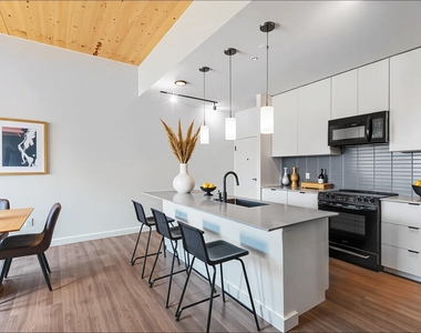 3515 Webberville Rd - Photo Thumbnail 1