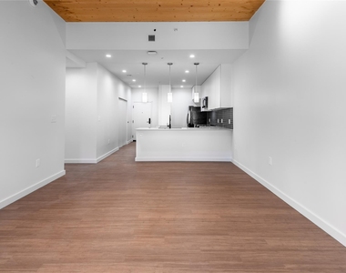 3515 Webberville Rd - Photo Thumbnail 3