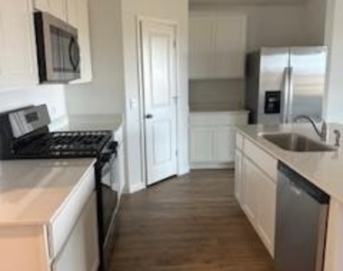 17916 Purple Top Ln - Photo Thumbnail 1