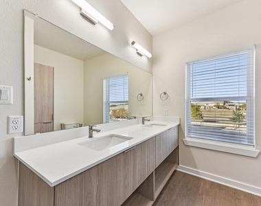 17012 Marsh Wren Pass Dr - Photo Thumbnail 11