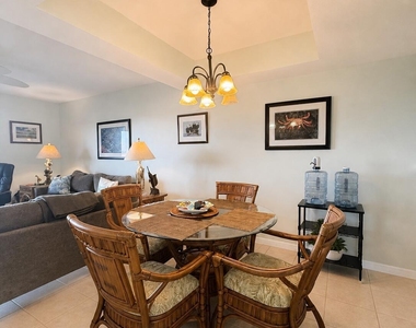 131 Rio Del Mar Street - Photo Thumbnail 4