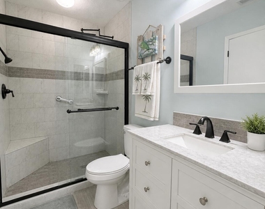 131 Rio Del Mar Street - Photo Thumbnail 8