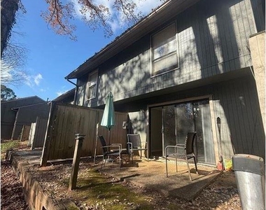 6222 Overlook Road - Photo Thumbnail 15