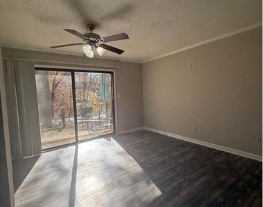 6222 Overlook Road - Photo Thumbnail 5