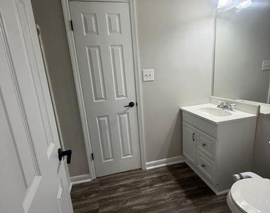 6222 Overlook Road - Photo Thumbnail 13