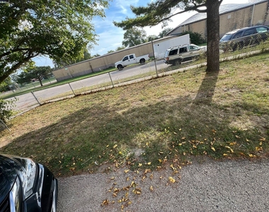2204 Hebron Avenue - Photo Thumbnail 11