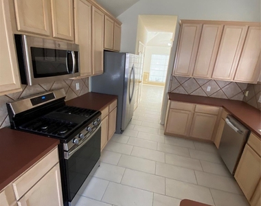 17702 Forest Haven Trail - Photo Thumbnail 15