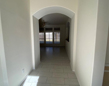 17702 Forest Haven Trail - Photo Thumbnail 10