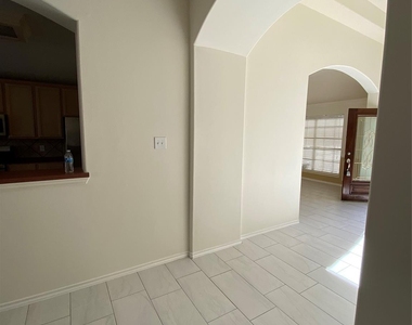 17702 Forest Haven Trail - Photo Thumbnail 20