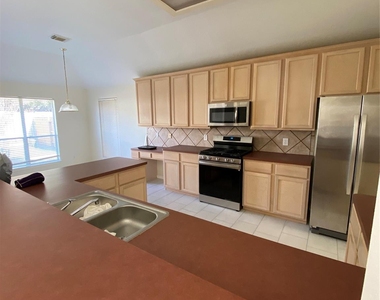 17702 Forest Haven Trail - Photo Thumbnail 11