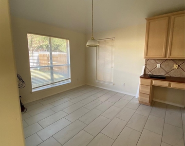 17702 Forest Haven Trail - Photo Thumbnail 12