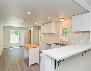 4714 Nichols Street - Photo Thumbnail 8
