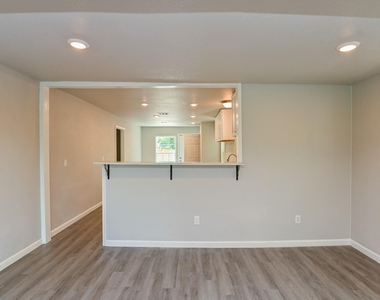 4714 Nichols Street - Photo Thumbnail 7