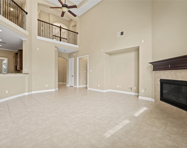 2515 Sentry Oak Way - Photo Thumbnail 8
