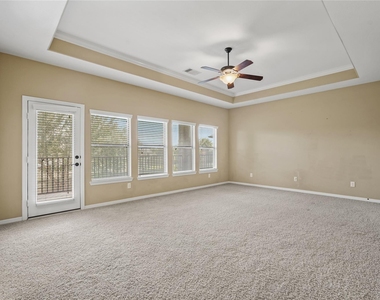 2515 Sentry Oak Way - Photo Thumbnail 21