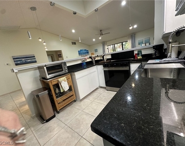 13212 Tall Pine Circle - Photo Thumbnail 18