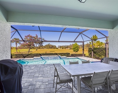 2925 Willow Ridge Court - Photo Thumbnail 17