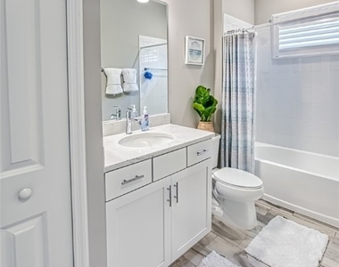 2925 Willow Ridge Court - Photo Thumbnail 28