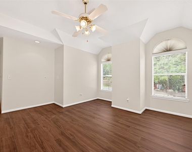 12831 Dove Point Lane - Photo Thumbnail 45