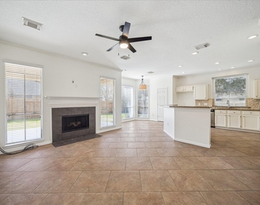 12831 Dove Point Lane - Photo Thumbnail 15