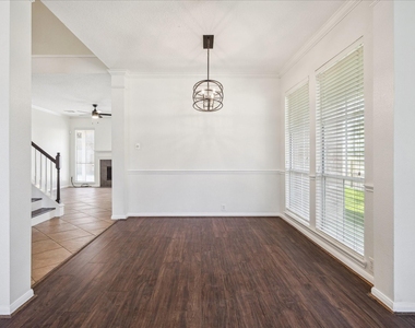 12831 Dove Point Lane - Photo Thumbnail 11