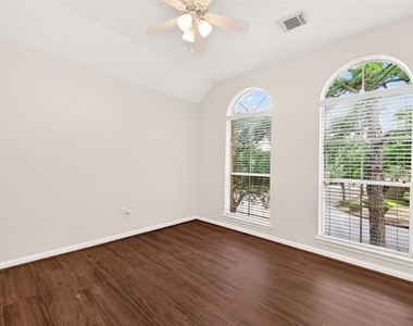 12831 Dove Point Lane - Photo Thumbnail 47