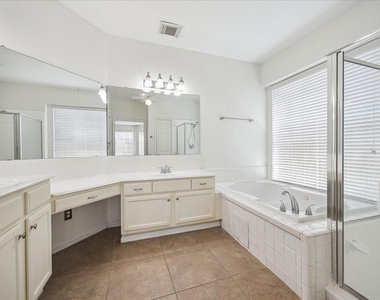 12831 Dove Point Lane - Photo Thumbnail 36