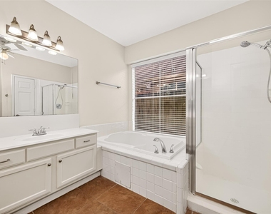 12831 Dove Point Lane - Photo Thumbnail 41