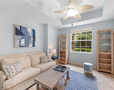 7832 Hawthorne Drive - Photo Thumbnail 12