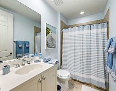 7832 Hawthorne Drive - Photo Thumbnail 17