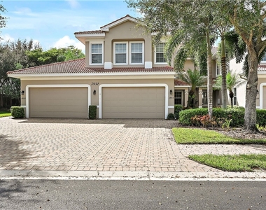 7832 Hawthorne Drive - Photo Thumbnail 1