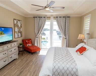 4701 Sands Boulevard - Photo Thumbnail 13