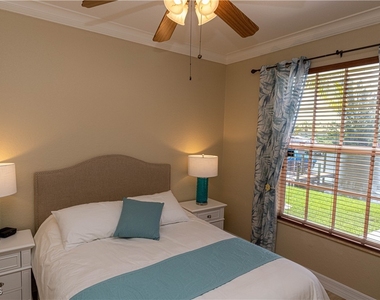 4701 Sands Boulevard - Photo Thumbnail 8