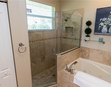 4701 Sands Boulevard - Photo Thumbnail 18