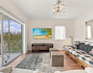 2671 Citrus Lake Drive - Photo Thumbnail 4