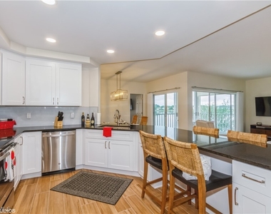 2671 Citrus Lake Drive - Photo Thumbnail 10