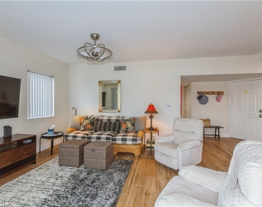 2671 Citrus Lake Drive - Photo Thumbnail 7