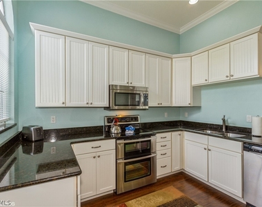 2611 Citrus Lake Drive - Photo Thumbnail 15