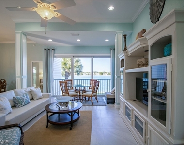 2611 Citrus Lake Drive - Photo Thumbnail 4
