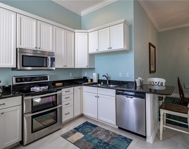 2611 Citrus Lake Drive - Photo Thumbnail 16
