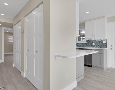 2500 Gulf Shore Boulevard N - Photo Thumbnail 24