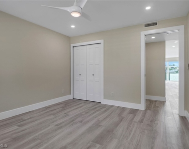 2500 Gulf Shore Boulevard N - Photo Thumbnail 21