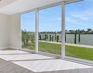 2500 Gulf Shore Boulevard N - Photo Thumbnail 12