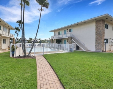 2500 Gulf Shore Boulevard N - Photo Thumbnail 30