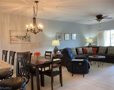 3017 Driftwood Way - Photo Thumbnail 2