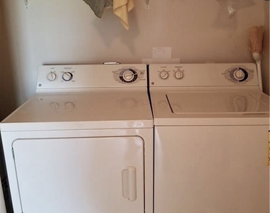 3017 Driftwood Way - Photo Thumbnail 12