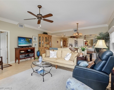 8138 Saratoga Drive - Photo Thumbnail 15
