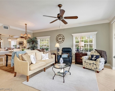 8138 Saratoga Drive - Photo Thumbnail 13